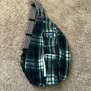 Kavu sling bag